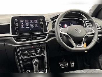 Used Volkswagen T-Roc 2025 for sale - 79558928: Photo