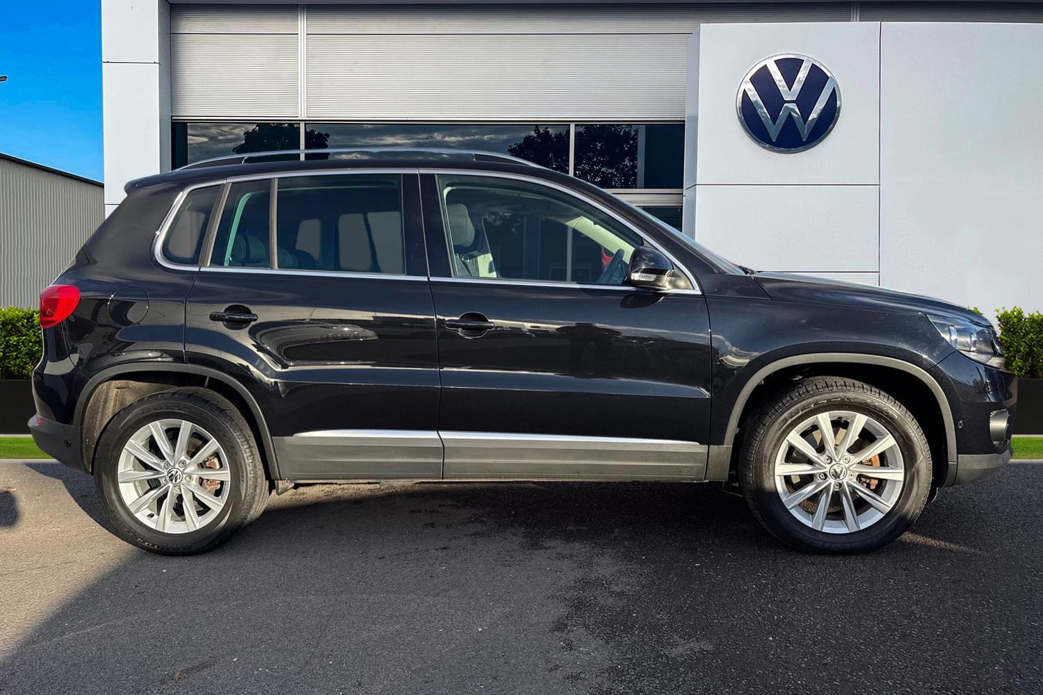 Used Volkswagen Tiguan 2012 for sale - 76624983: Photo 3