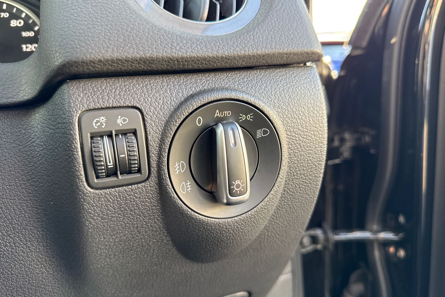 Used Volkswagen Tiguan 2012 for sale - 76624983: Photo 38