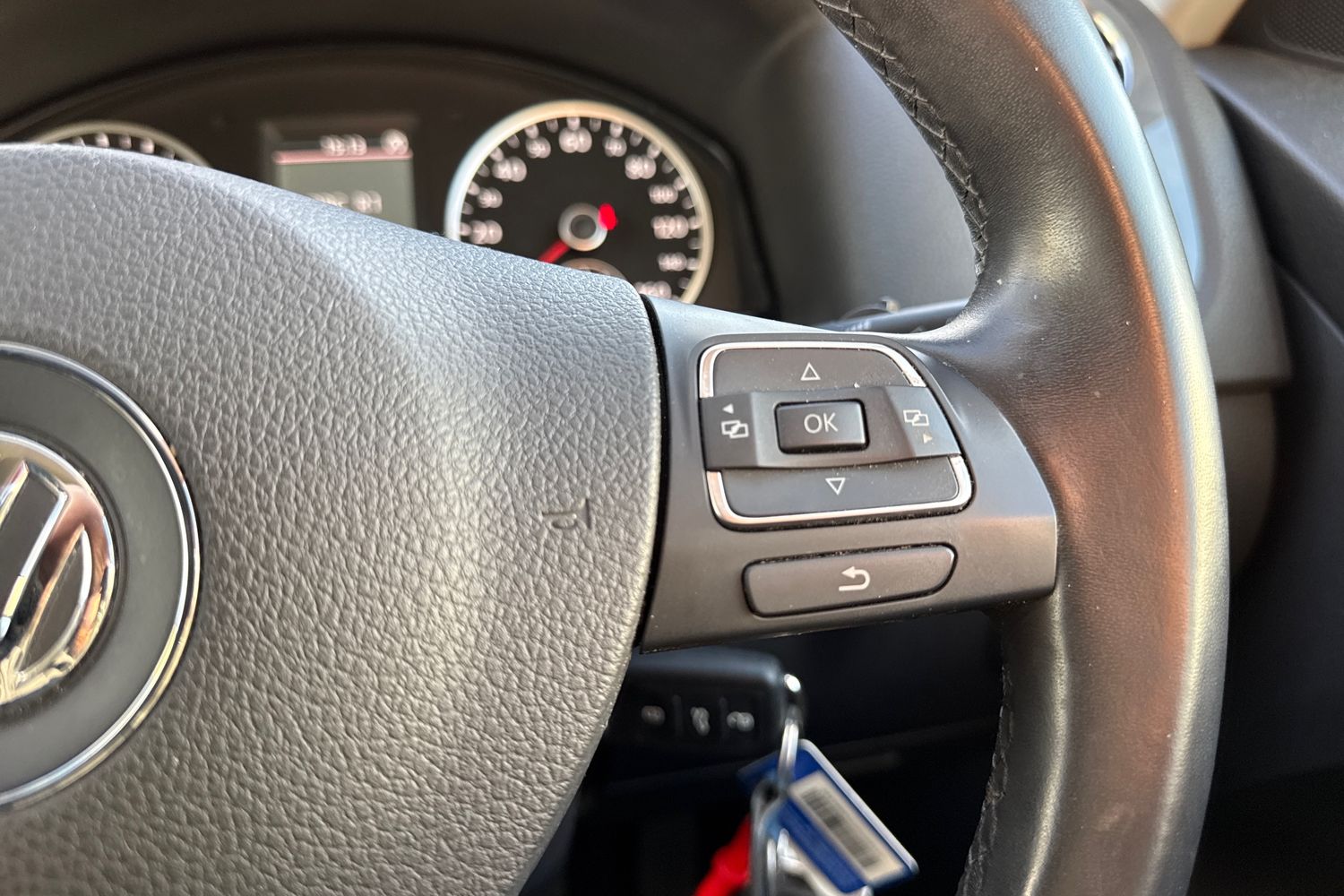 Used Volkswagen Tiguan 2012 for sale - 76624983: Photo 46