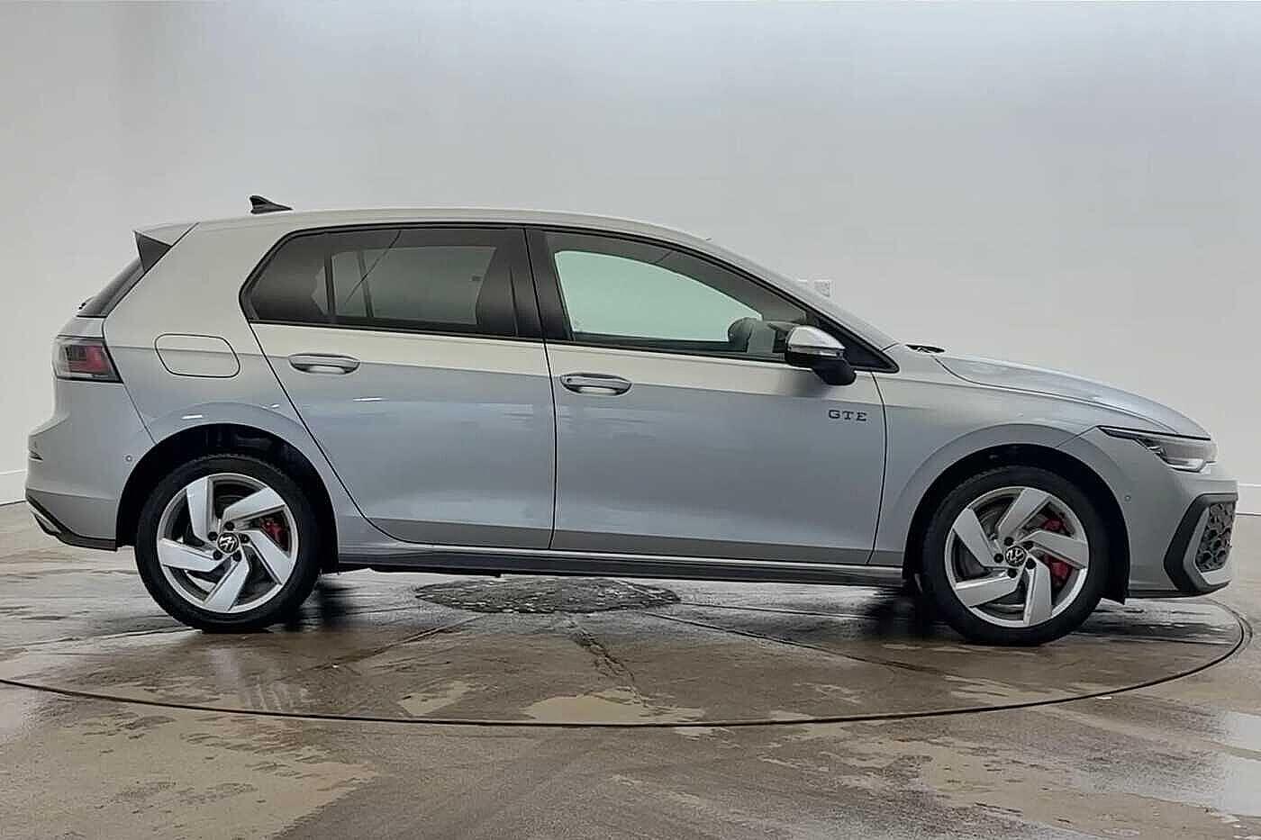 Used Volkswagen Golf 2025 for sale - 76934335: Photo 4