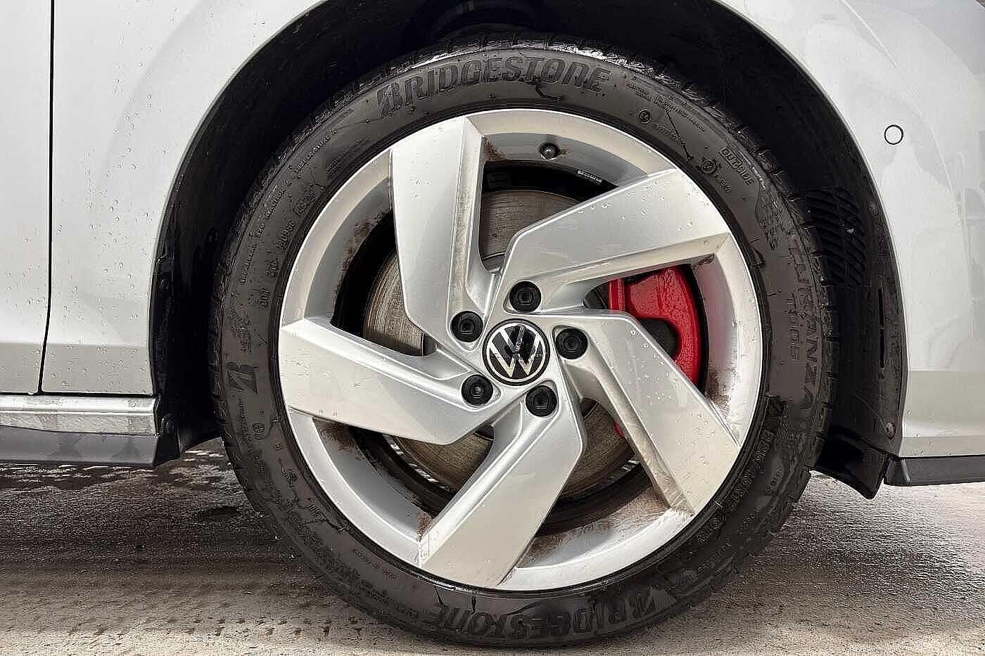 Used Volkswagen Golf 2025 for sale - 76934335: Photo 5