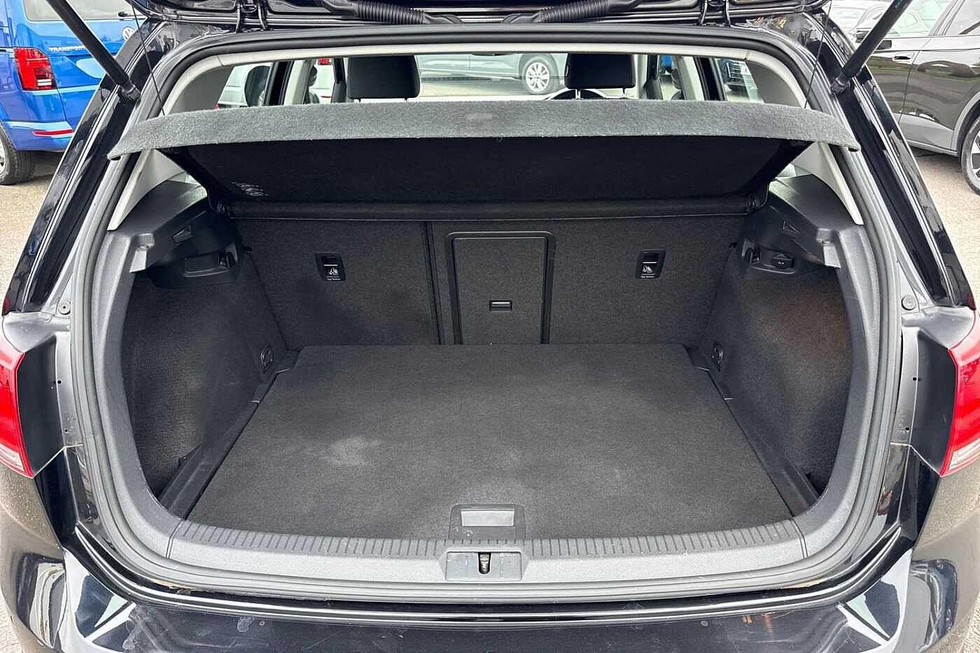 Used Volkswagen Golf 2016 for sale - 76665180: Photo 10