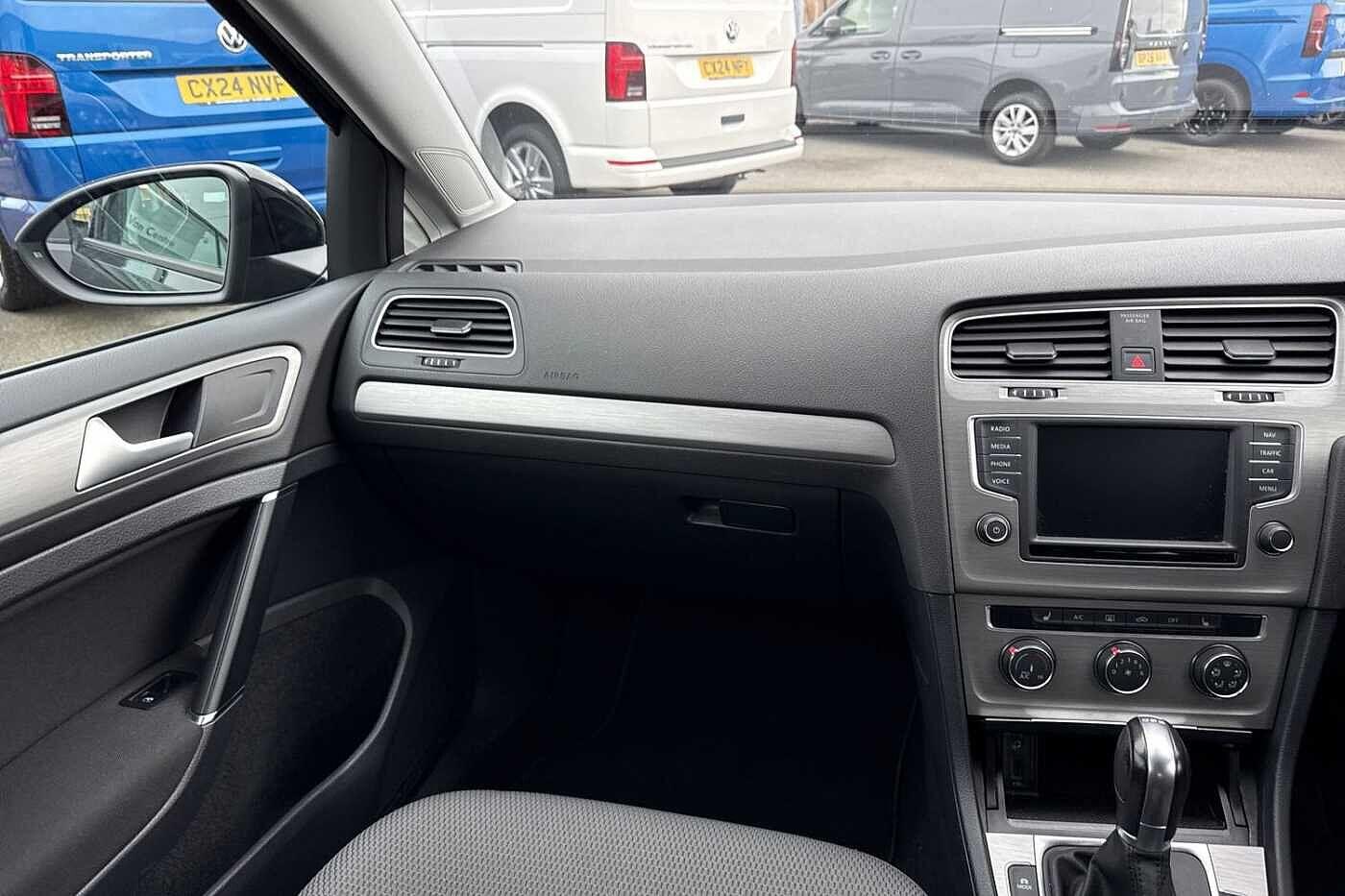 Used Volkswagen Golf 2016 for sale - 76665180: Photo 15