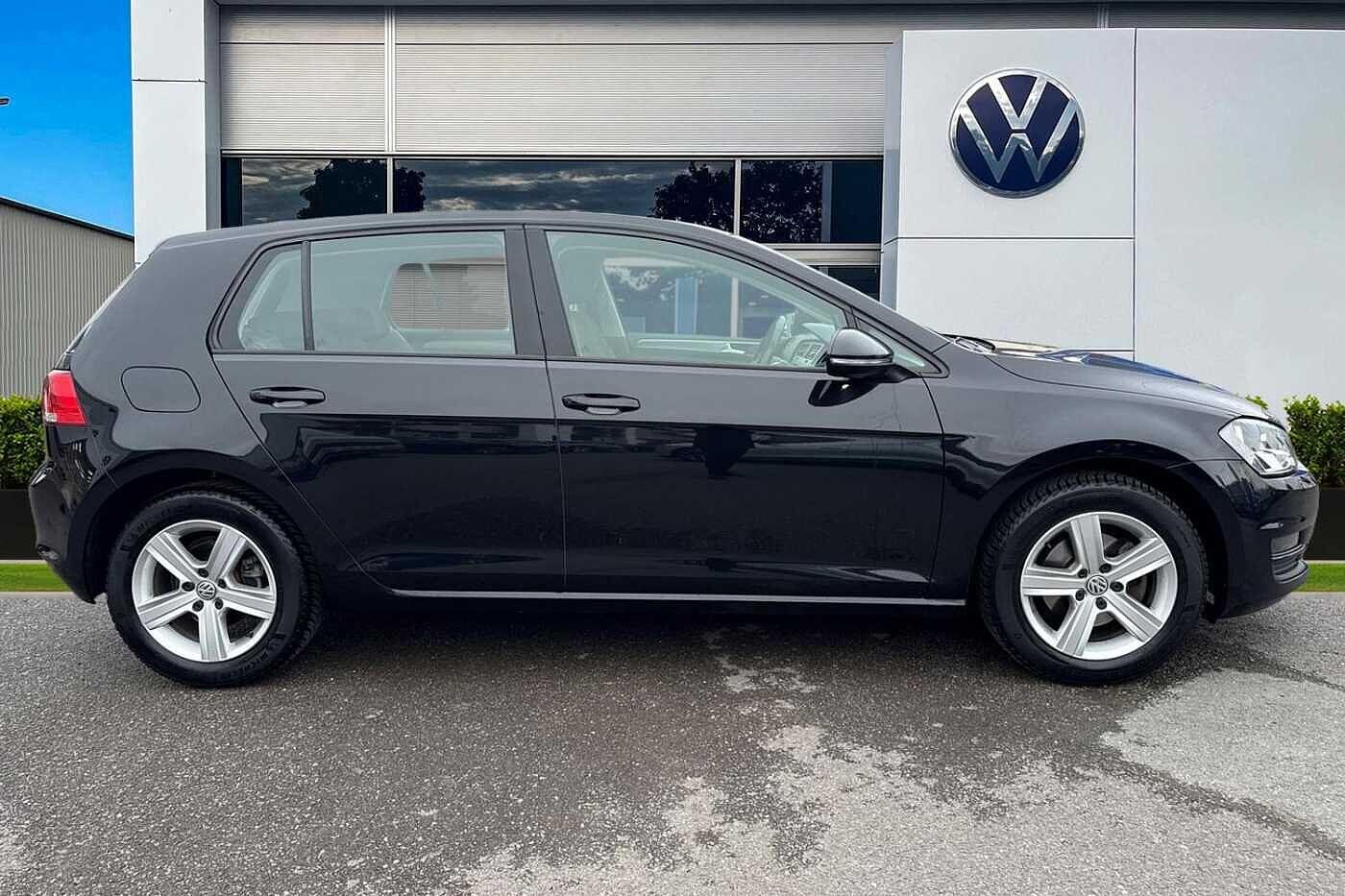 Used Volkswagen Golf 2016 for sale - 76665180: Photo 4