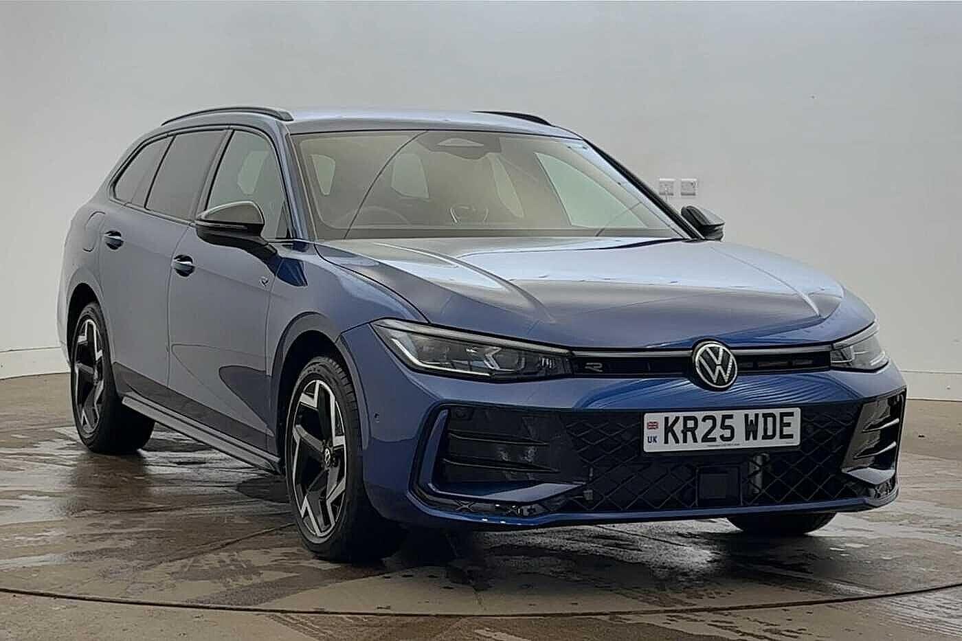 Used Volkswagen Passat 2025 for sale - 76519999: Photo 1