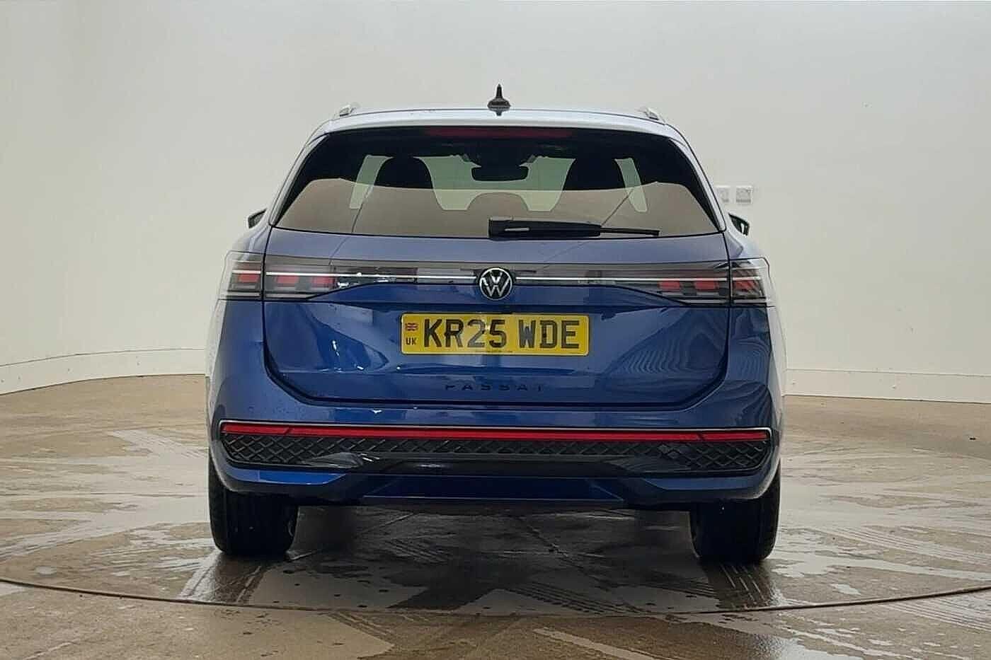 Used Volkswagen Passat 2025 for sale - 76519999: Photo 8