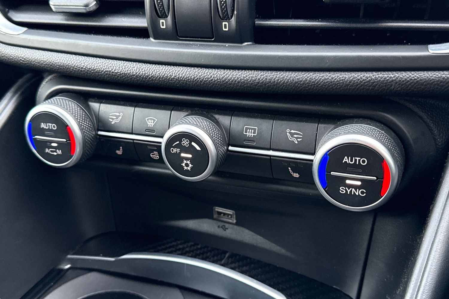 Used Alfa Romeo Giulia 2017 for sale - 76541041: Photo 22