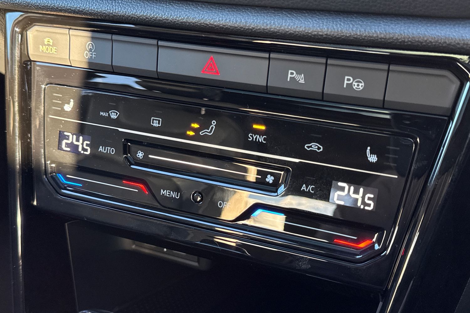 Used Volkswagen T-Roc 2026 for sale - 77226325: Photo 21