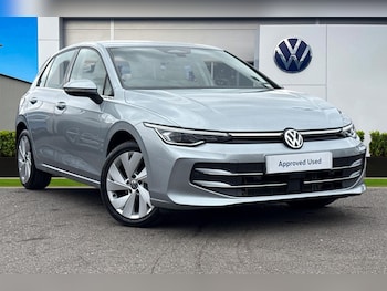 Used Volkswagen Golf 2025 for sale - 79537464: Photo