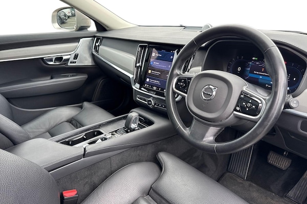 Used Volvo V90 Cross Country 2023 for sale - 76224604: Photo 14