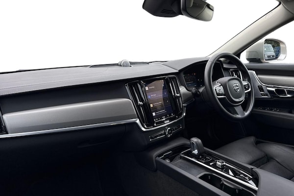 Used Volvo V90 Cross Country 2023 for sale - 76224604: Photo 15