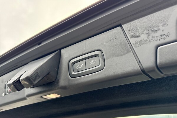 Used Volvo V90 Cross Country 2023 for sale - 76224604: Photo 27