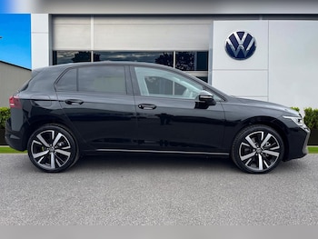 Used Volkswagen Golf 2026 for sale - 78497546: Photo
