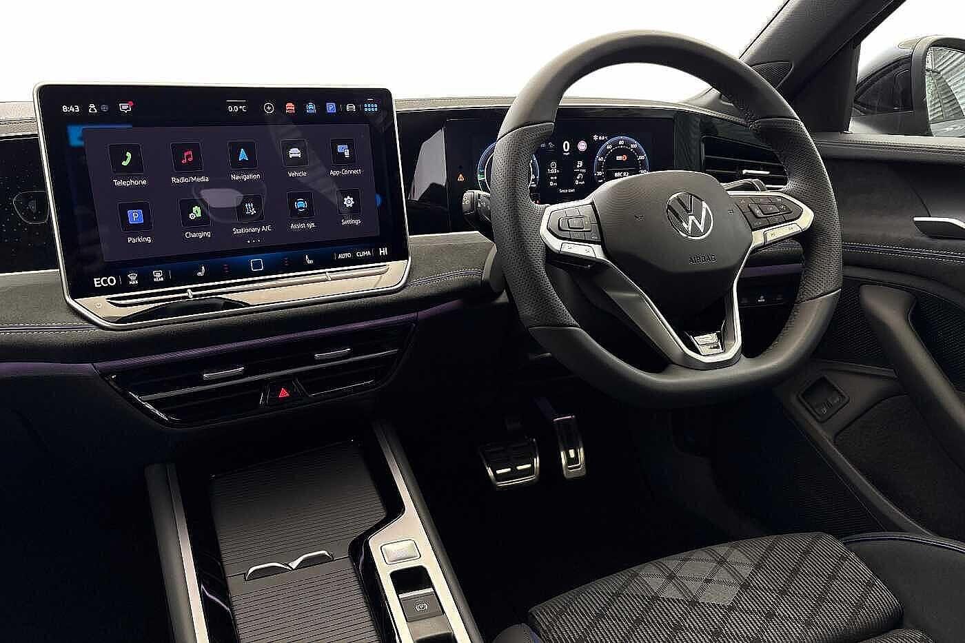 Used Volkswagen Passat 2025 for sale - 77152672: Photo 2