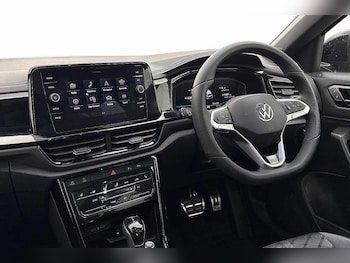 Used Volkswagen T-Roc 2025 for sale - 78655168: Photo