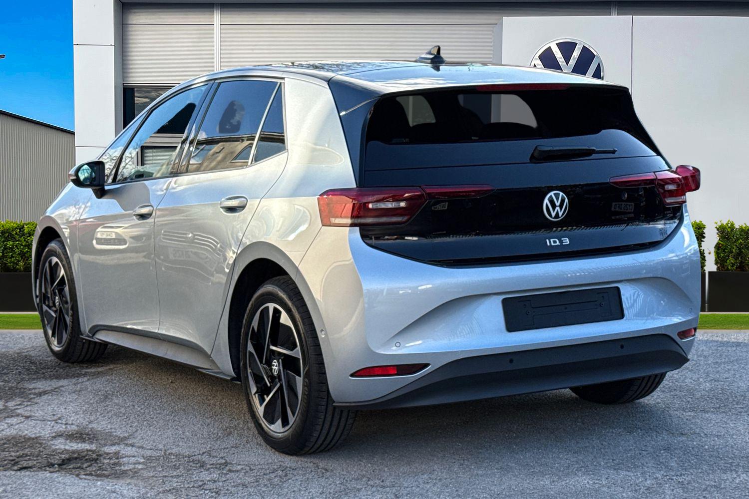 Used Volkswagen ID.3 2025 for sale - 76617112: Photo 2