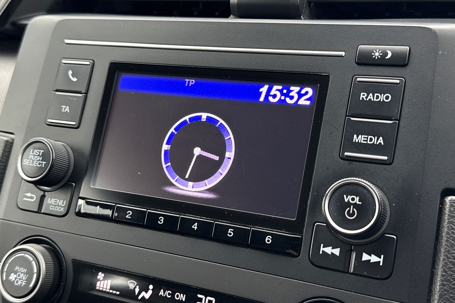 Used Honda Civic 2018 for sale - 77914263: Photo 17