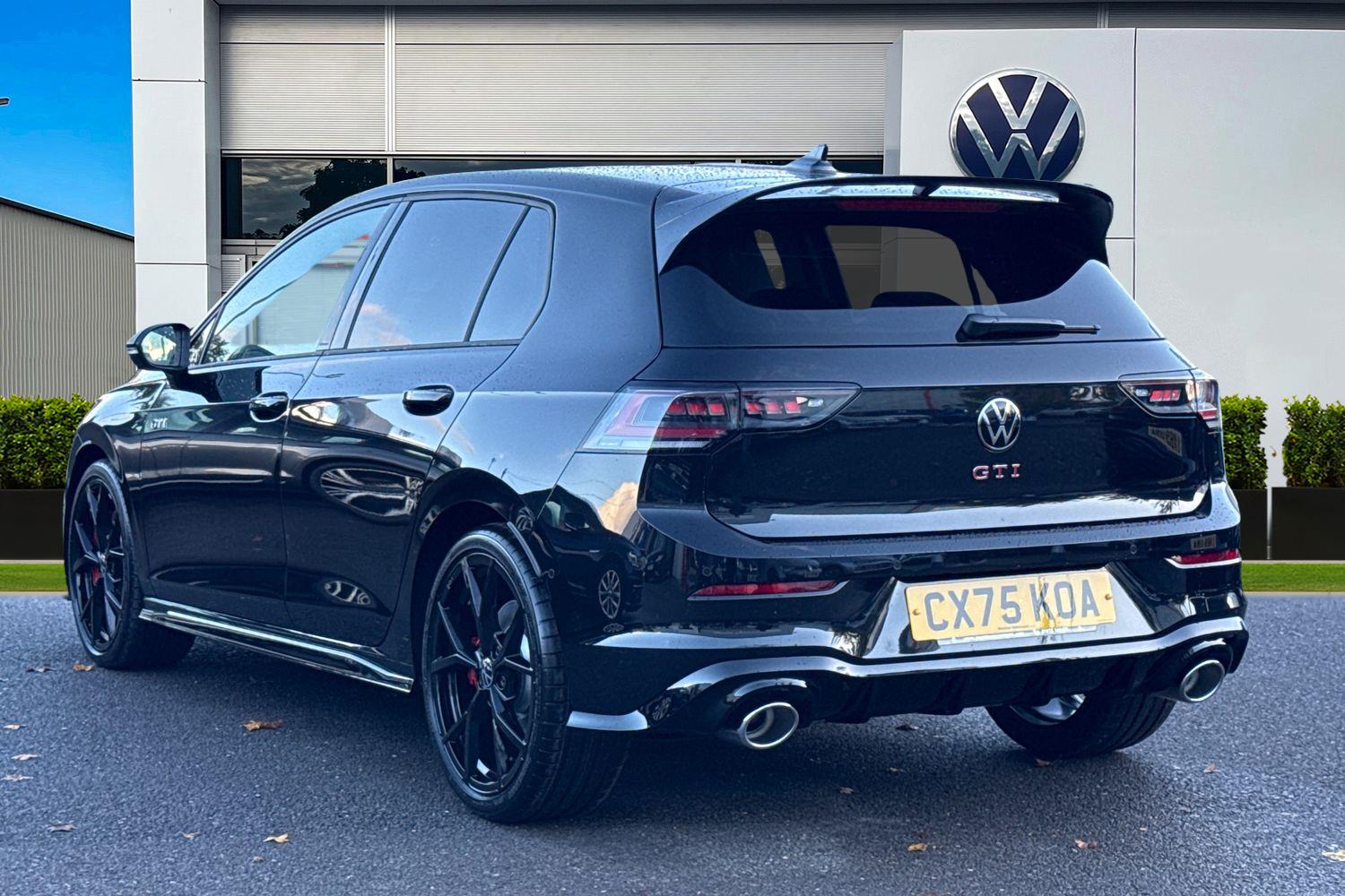 Used Volkswagen Golf 2025 for sale - 78029295: Photo 2