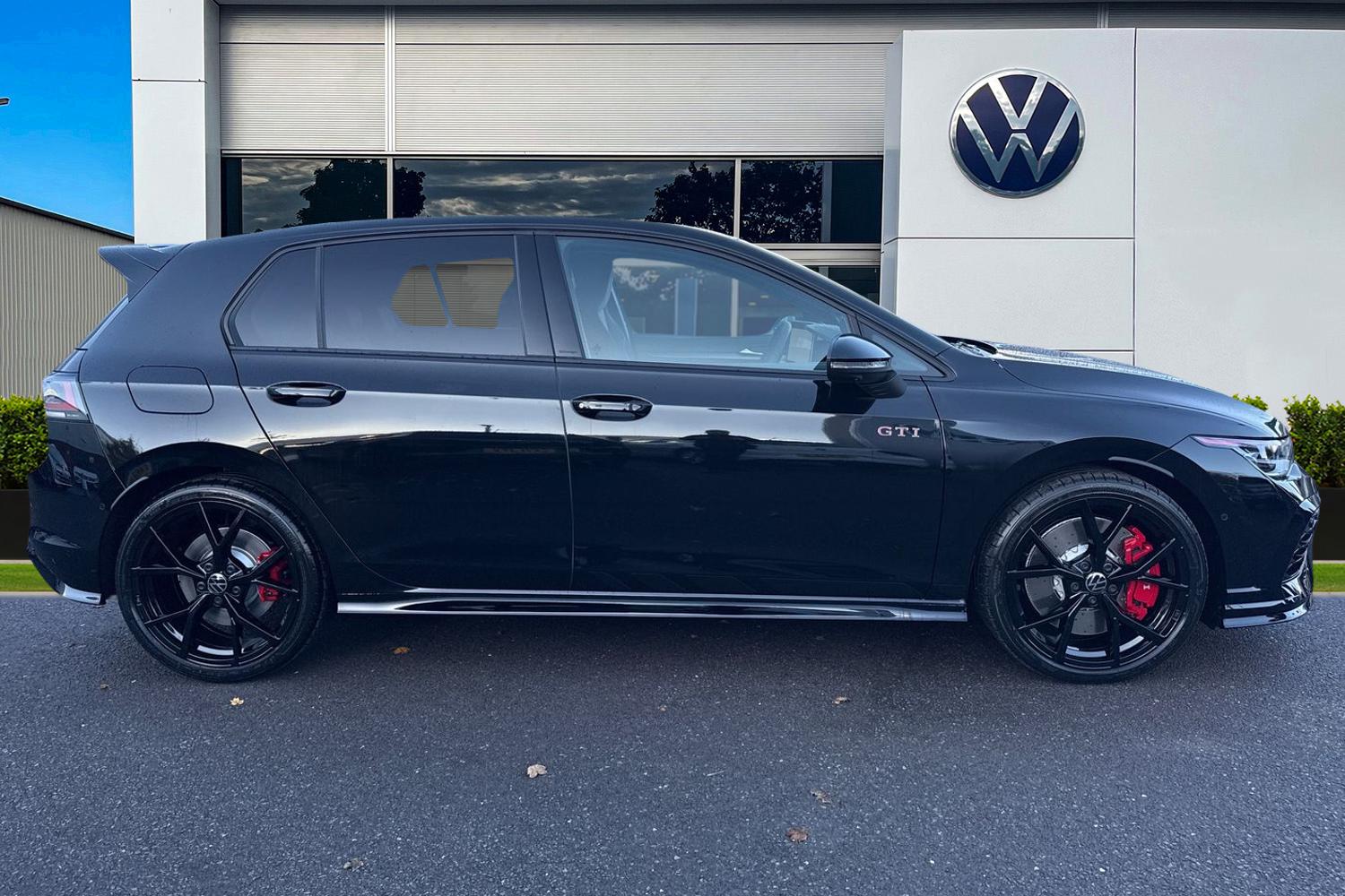 Used Volkswagen Golf 2025 for sale - 78029295: Photo 3