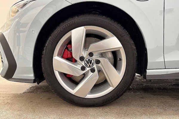 Used Volkswagen Golf 2025 for sale - 76250607: Photo 5