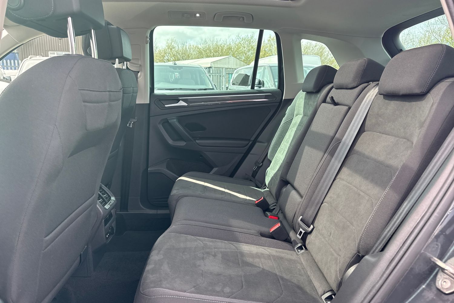 Used Volkswagen Tiguan 2024 for sale - 78209451: Photo 36