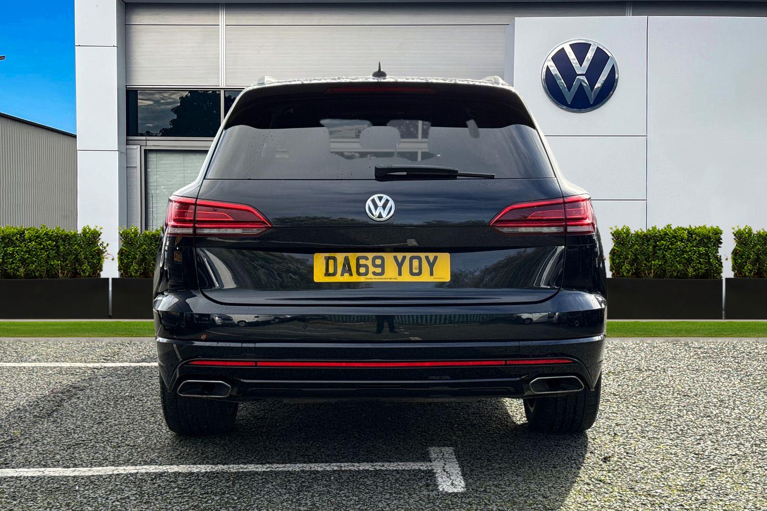Used Volkswagen Touareg 2019 for sale - 76453542: Photo 4