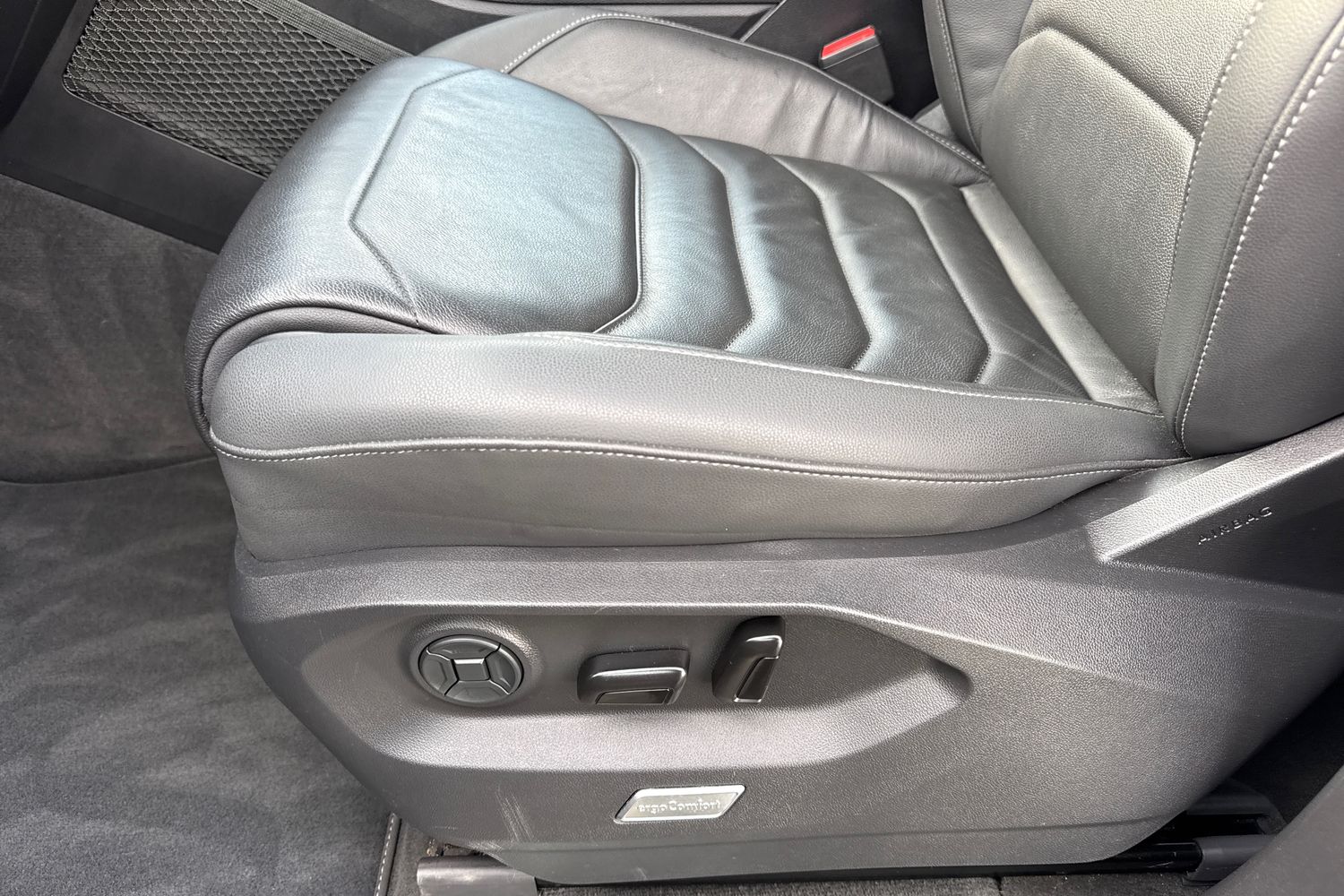 Used Volkswagen Touareg 2019 for sale - 76453542: Photo 41