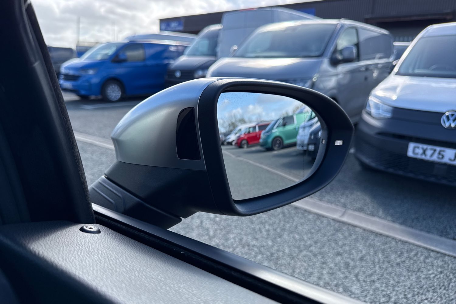 Used Volkswagen Golf 2023 for sale - 78079162: Photo 38