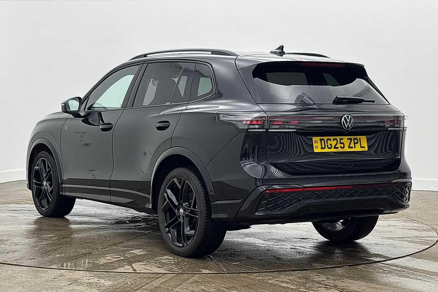 Used Volkswagen Tiguan 2025 for sale - 77764554: Photo 3