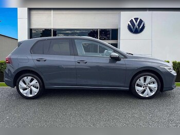 Used Volkswagen Golf 2025 for sale - 77355454: Photo
