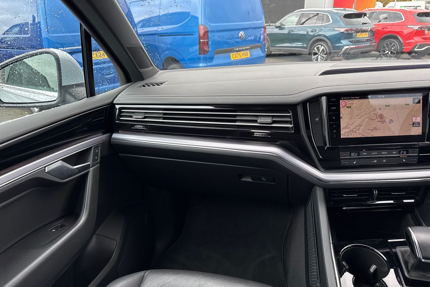 Used Volkswagen Touareg 2019 for sale - 76553378: Photo 15