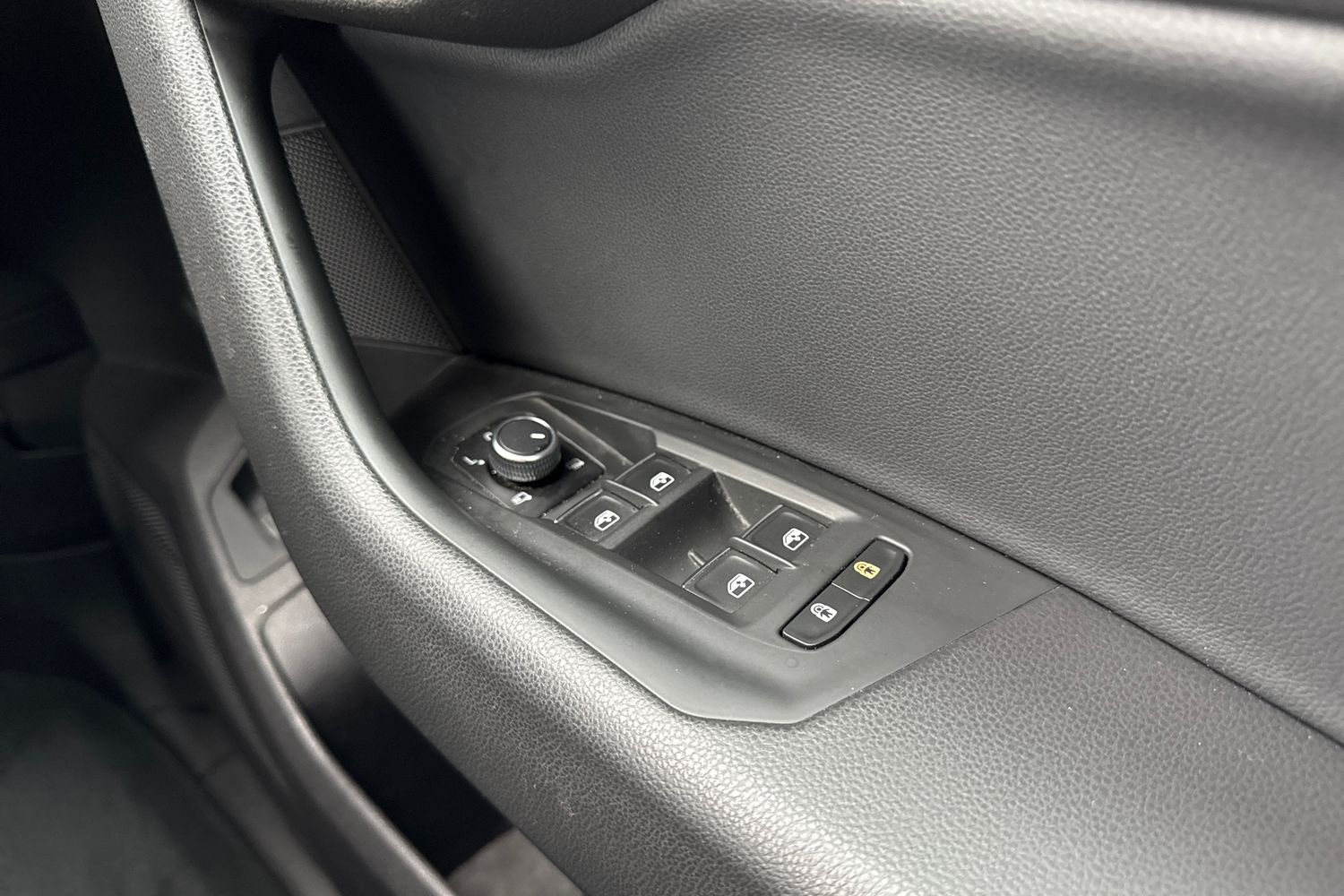 Used Volkswagen Touareg 2019 for sale - 76553378: Photo 18