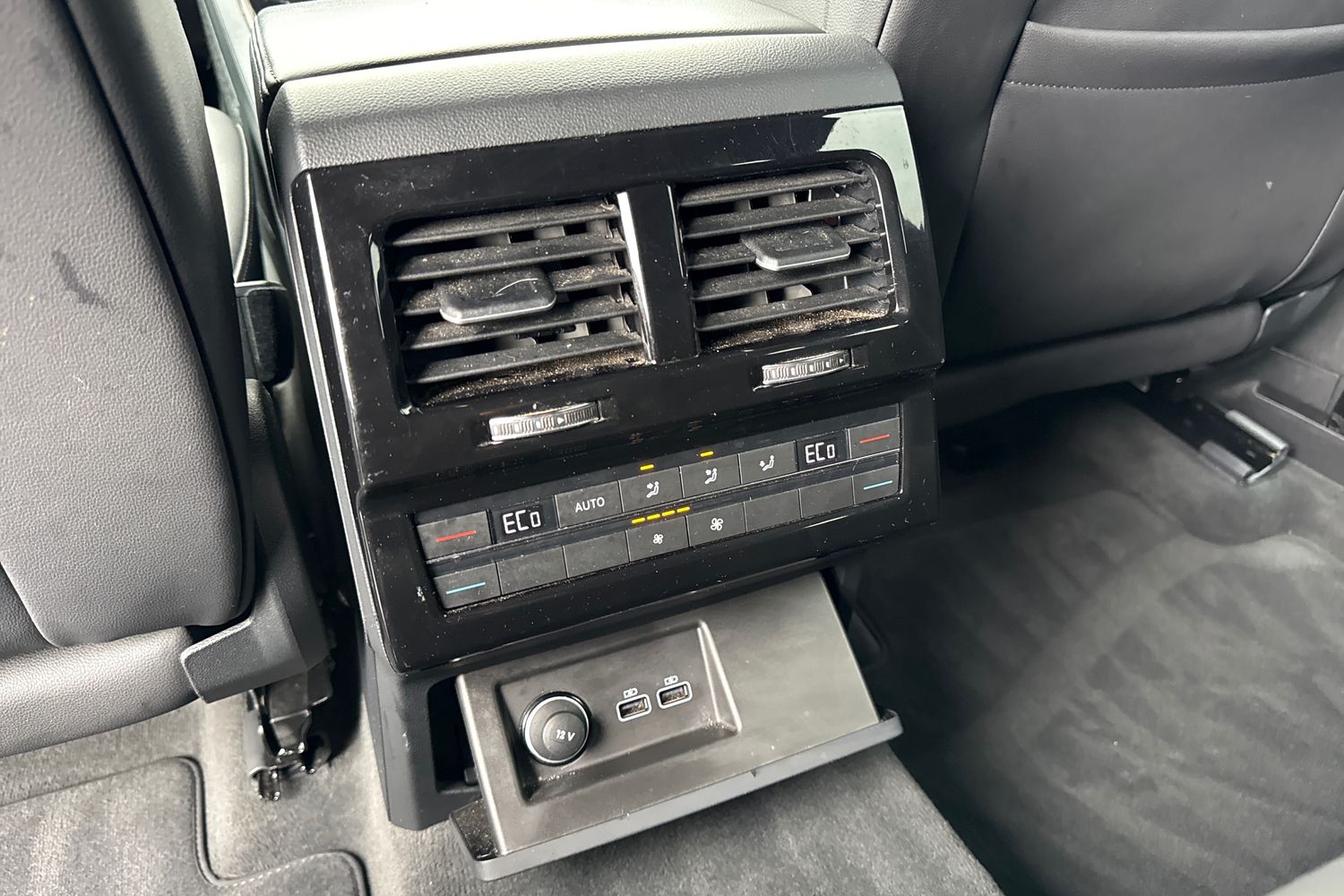 Used Volkswagen Touareg 2019 for sale - 76553378: Photo 38