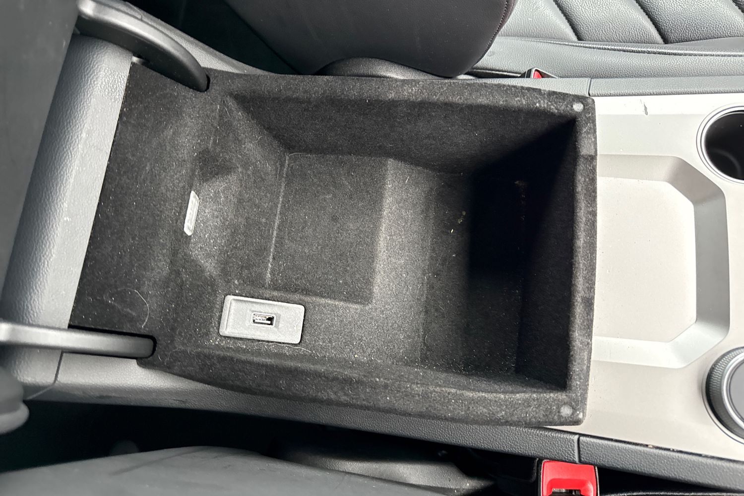 Used Volkswagen Touareg 2019 for sale - 76553378: Photo 44