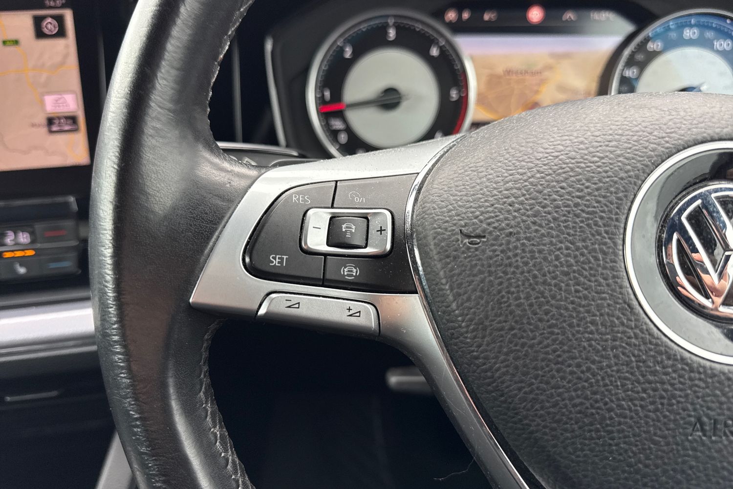 Used Volkswagen Touareg 2019 for sale - 76553378: Photo 47