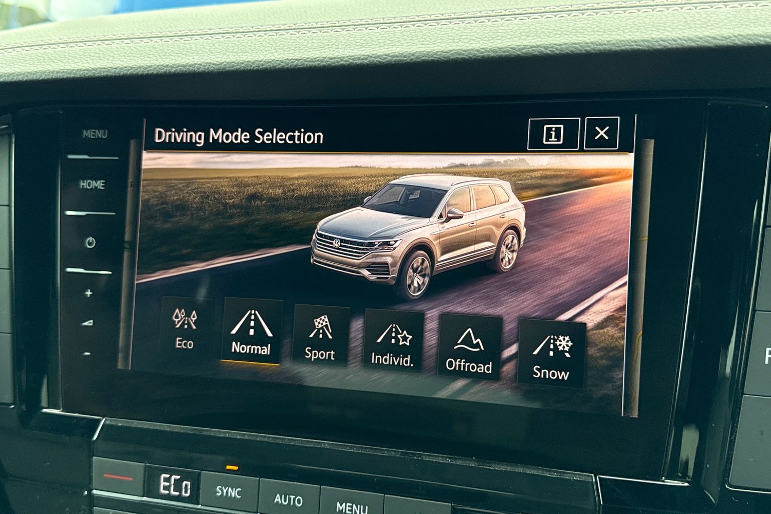 Used Volkswagen Touareg 2019 for sale - 76553378: Photo 49