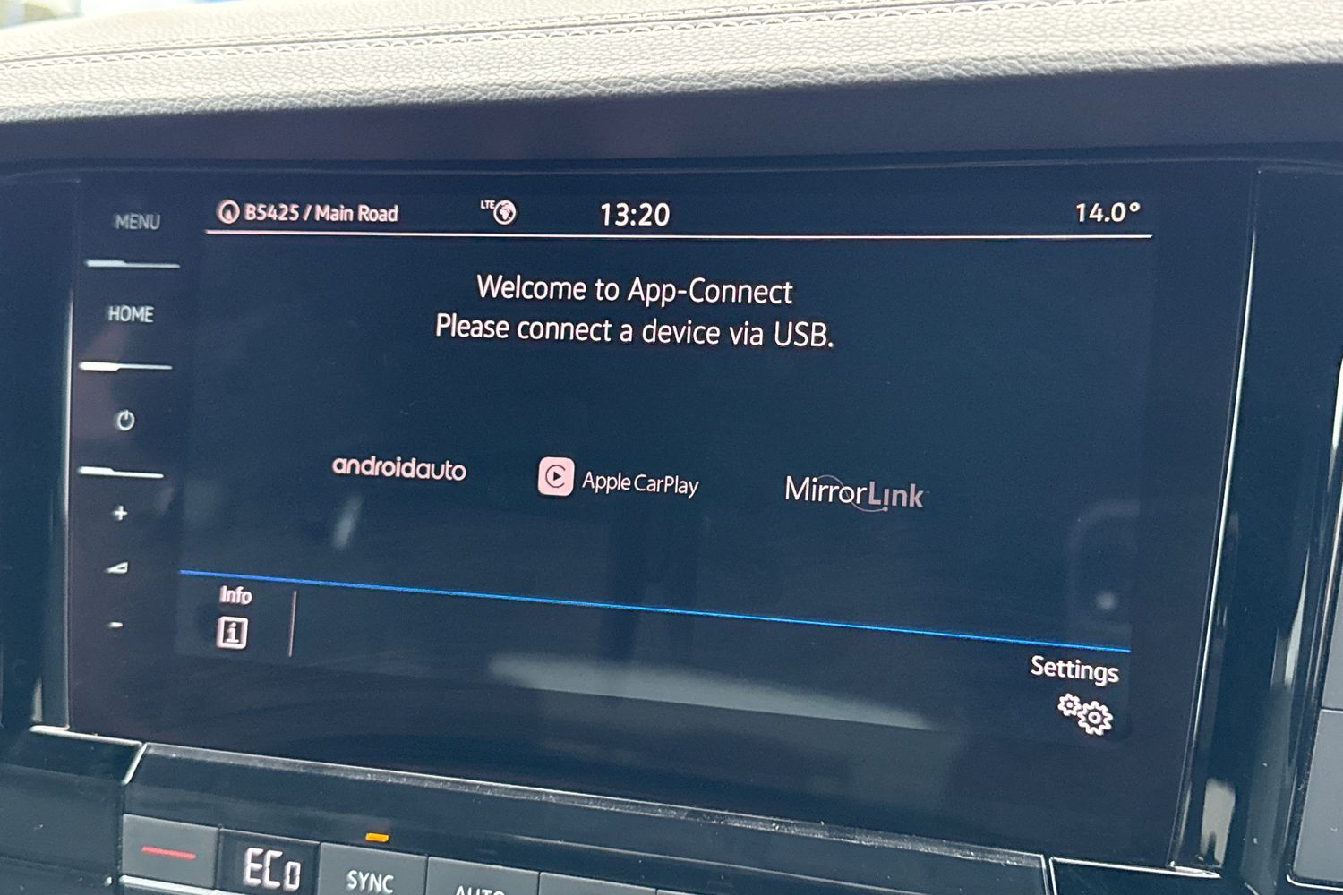 Used Volkswagen Touareg 2019 for sale - 76553378: Photo 54