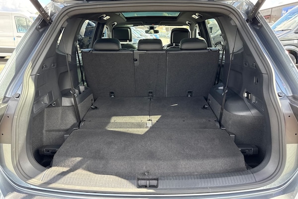 Used Volkswagen Tiguan Allspace 2024 for sale - 75662586: Photo 10