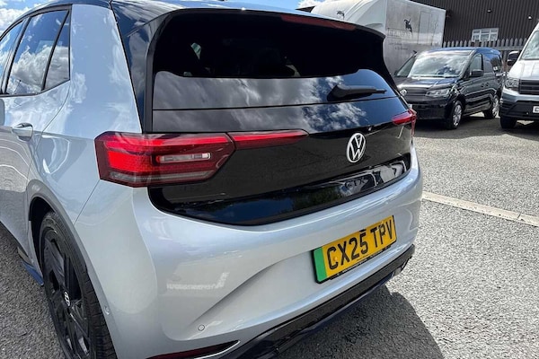 Used Volkswagen ID.3 2025 for sale - 76330826: Photo 16
