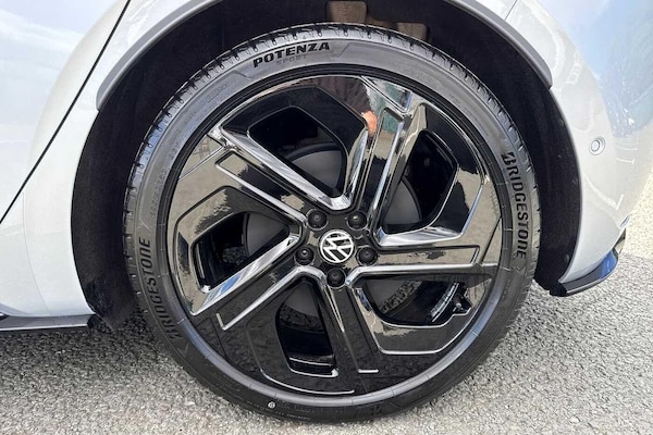 Used Volkswagen ID.3 2025 for sale - 76330826: Photo 22
