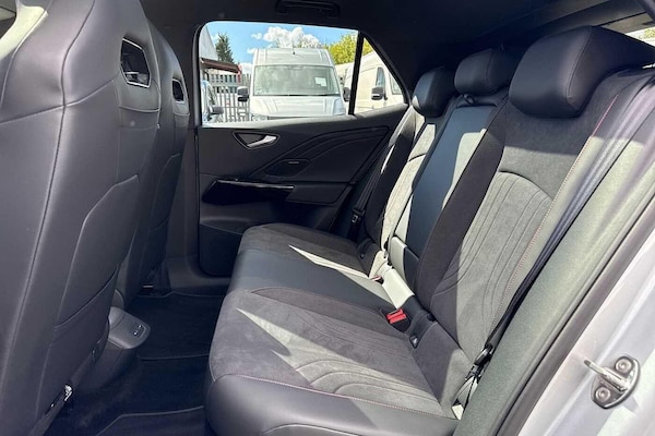 Used Volkswagen ID.3 2025 for sale - 76330826: Photo 36