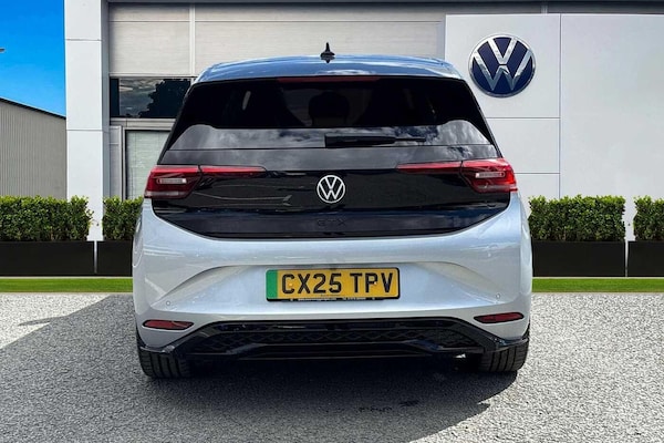 Used Volkswagen ID.3 2025 for sale - 76330826: Photo 8