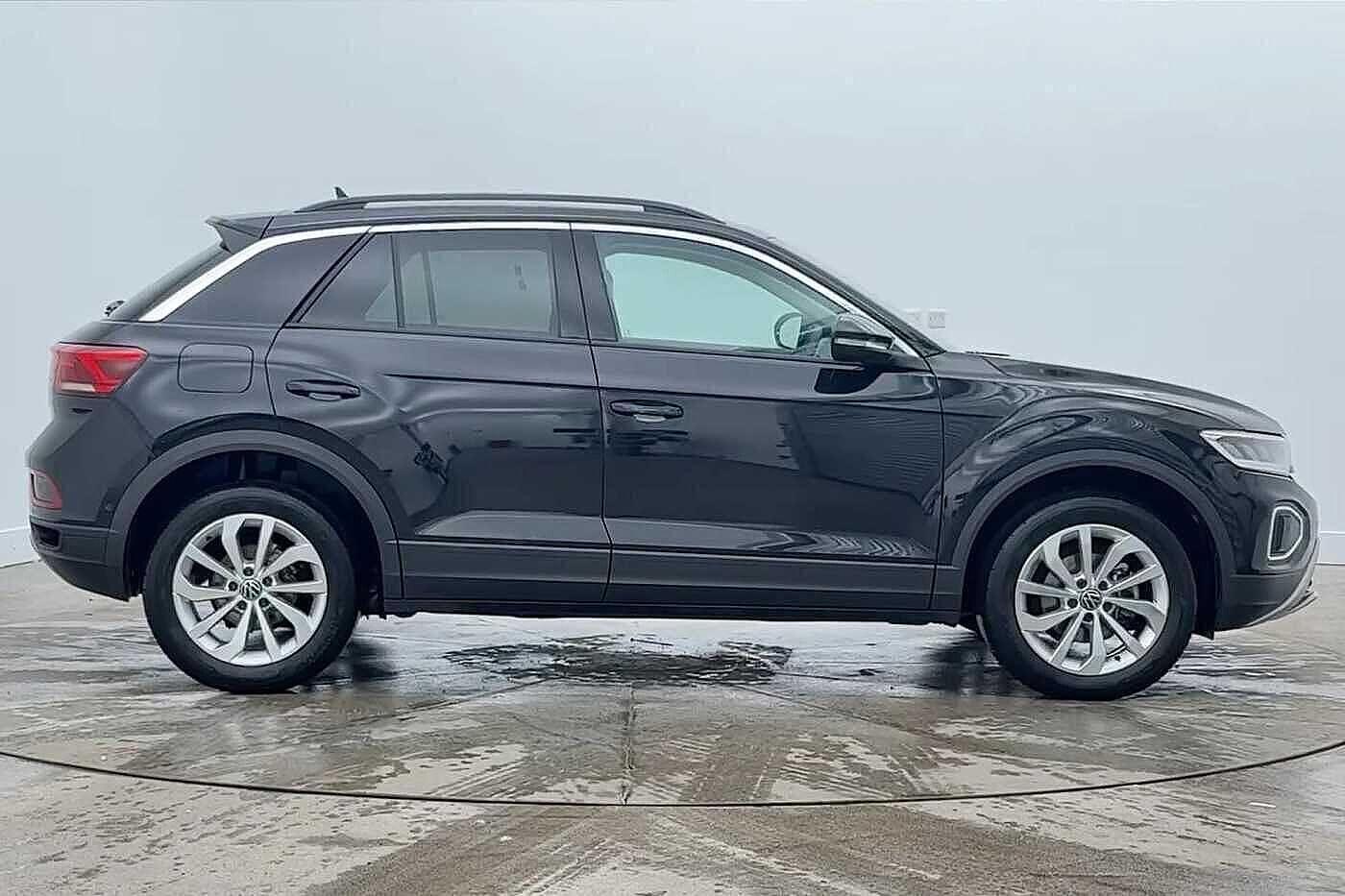 Used Volkswagen T-Roc 2025 for sale - 78197663: Photo 4