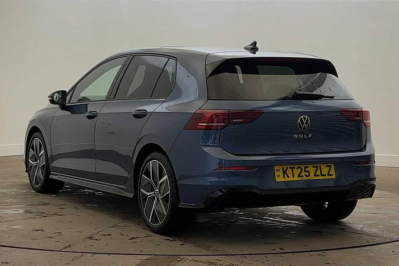 Used Volkswagen Golf 2025 for sale - 76629987: Photo 3