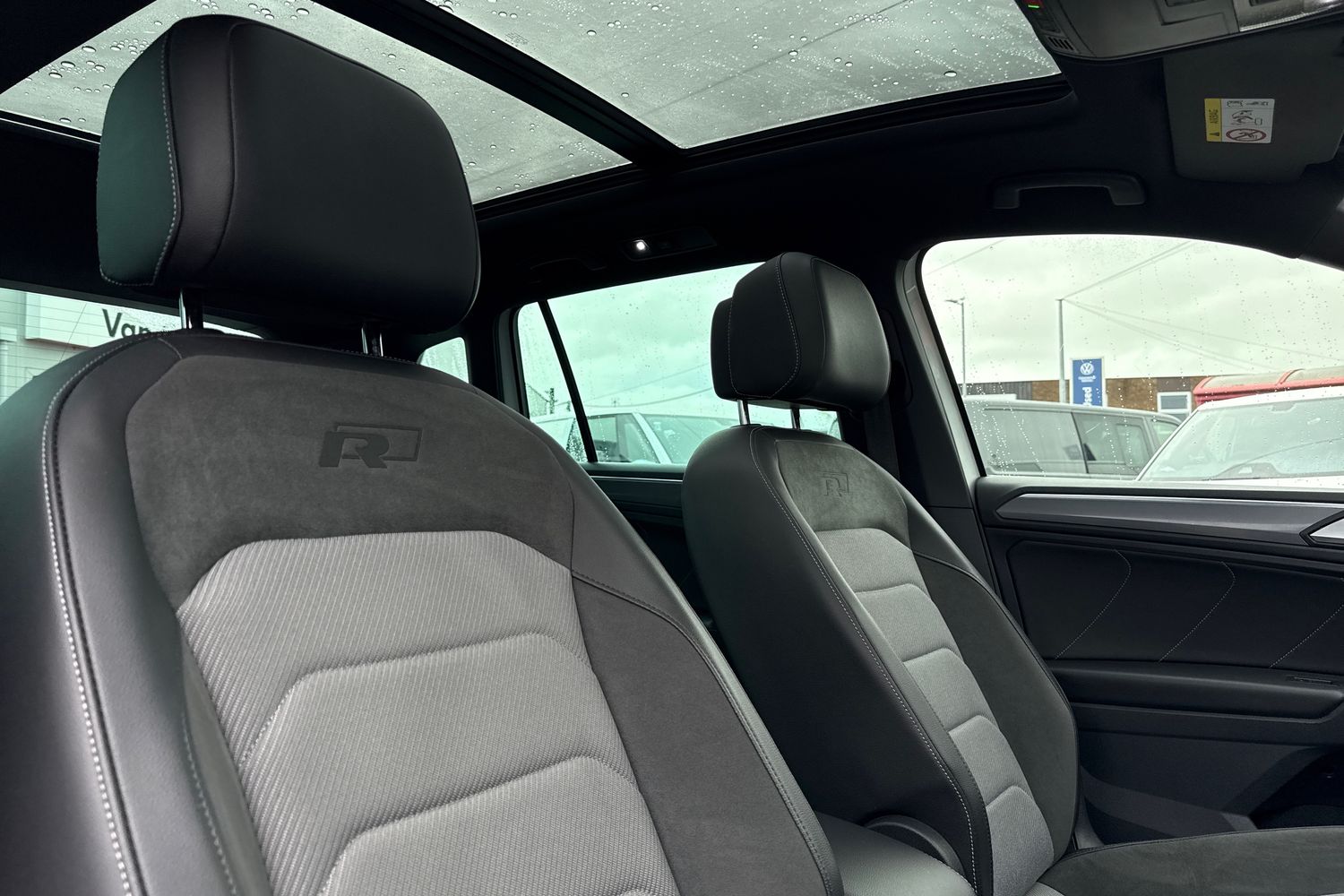 Used Volkswagen Tiguan 2019 for sale - 76546142: Photo 21