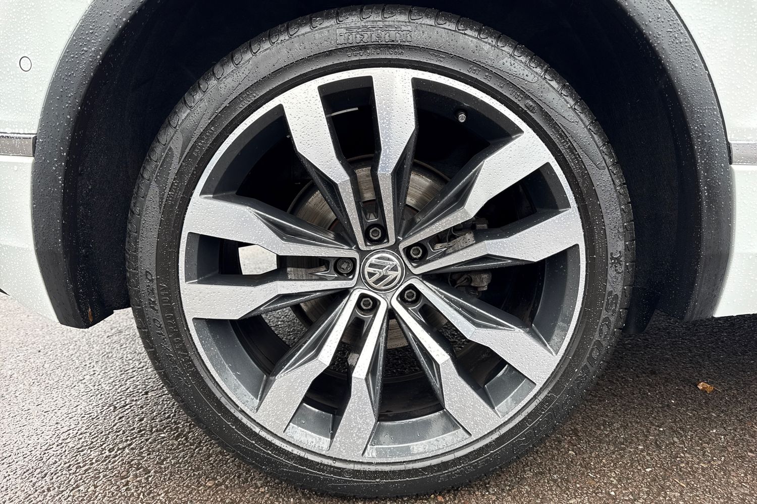 Used Volkswagen Tiguan 2019 for sale - 76546142: Photo 24