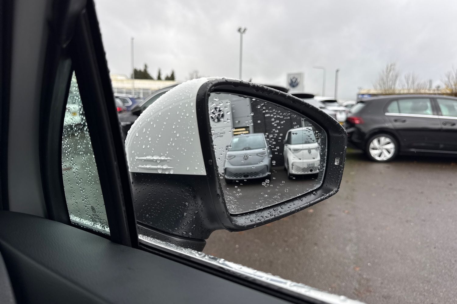 Used Volkswagen Tiguan 2019 for sale - 76546142: Photo 42