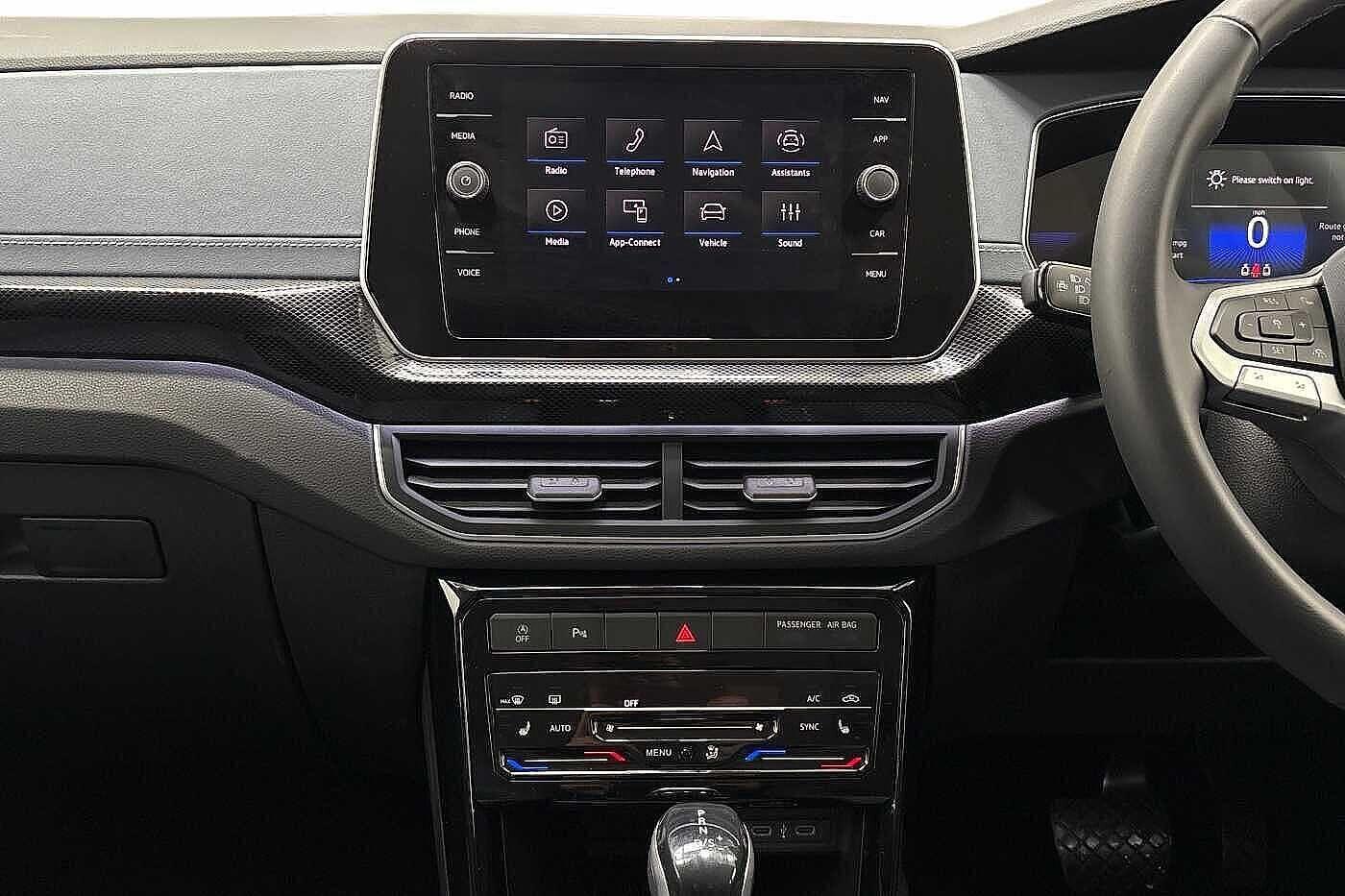 Used Volkswagen T-Cross 2025 for sale - 77161360: Photo 11