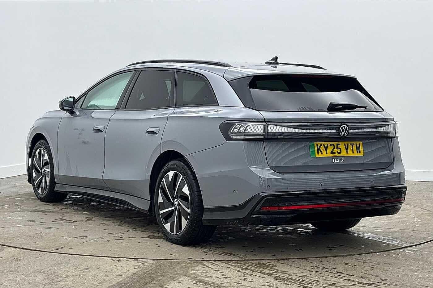 Used Volkswagen ID.7 2025 for sale - 77849362: Photo 3